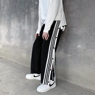 Herren Trendy Locker Geschnittene Sommer Basketball Trainingshose mit durchgehenden Druckknöpfen