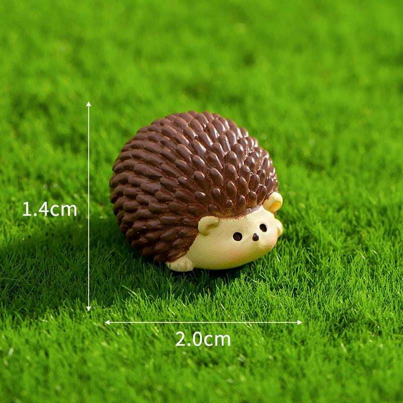 Mini Hedgehog Micro Landscape Cartoon Dollhouse Decoration Ornaments Resin Model Car Interior Home Desktop Decoration Figurines