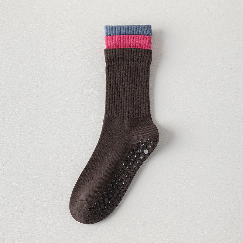 Women's Spring and Autumn Trend Yoga Running Coloupe Breathable Sweat Absorbing Exercise Tube Socks