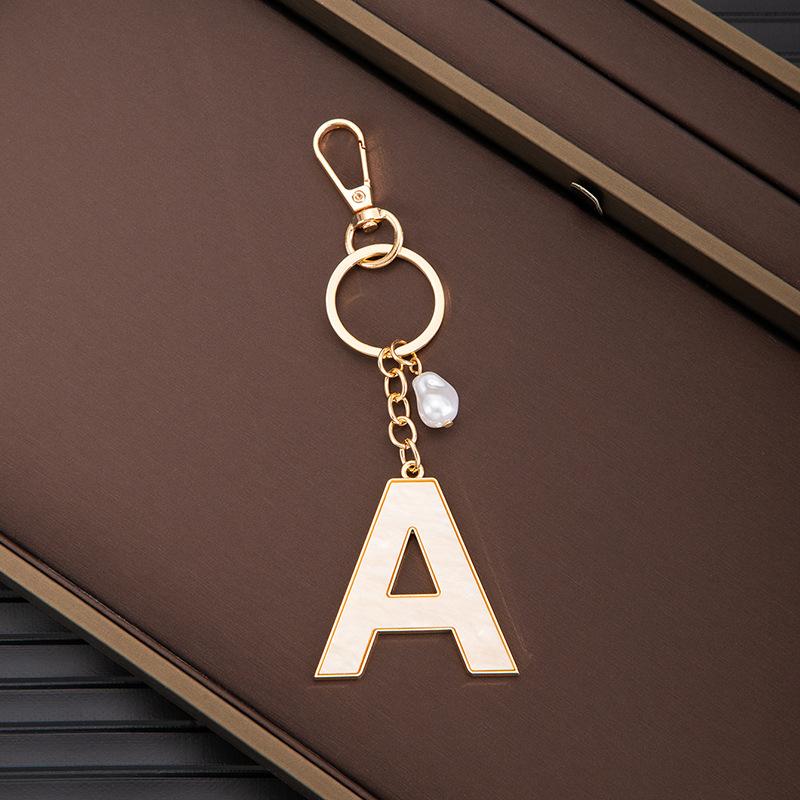 Chaveiro Pingente Nome Letras Criativas 26 Letras Pérola Imitação Concha Pingente de Bolsa Popular Acessórios
