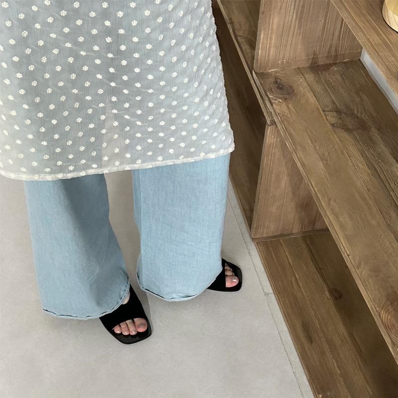 Korean Version of Niche Simple Leather Suede Exposed Square Head Slippers Women Wear Summer New One-word Flat Bottom Cool Slippers