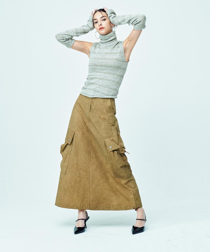 Attention Row For Woman Signature Logo Snap String Cargo Long Skirt (Brown)