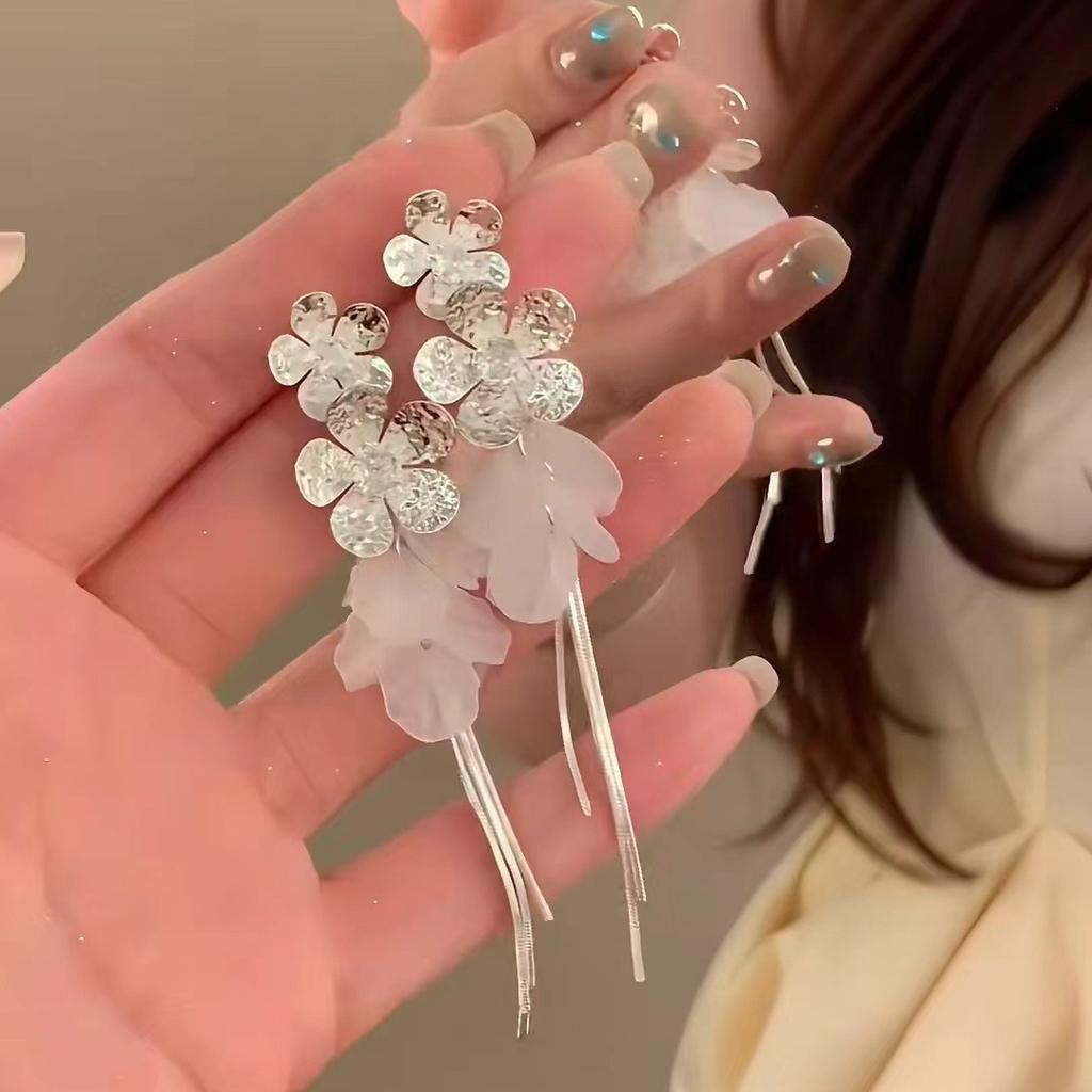 Design sense super fairy shell flower fringed earrings s111 silver needle high sense exaggerated long stud earrings temperament earrings