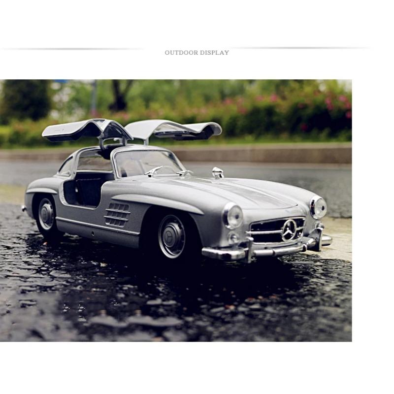WELLY 1/24 Mercedes Benz 300SL Alloy Scale Model Car Model Diecast Metal Static Collection Children Toy Car Vehicles Gifts
