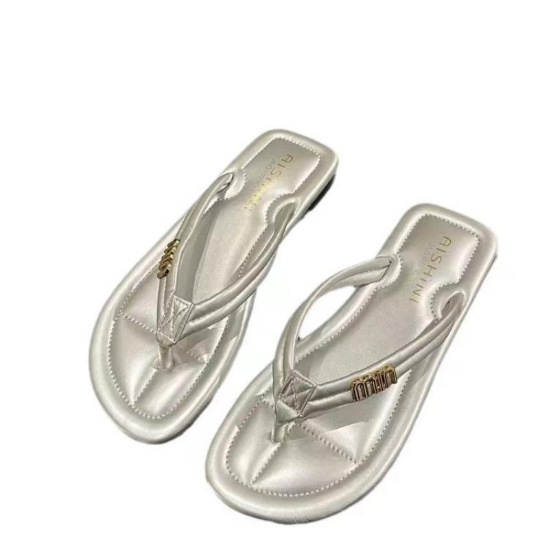 Summer Women's Outer Flip-flops Fashionable New Flat-bottomed Sandals Beach Slippers