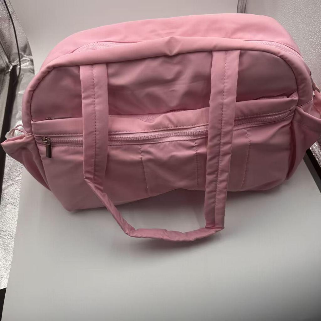 Yamashita Yutsuki Large Nylon Tote: Portable Women's Gym and Luggage Bag