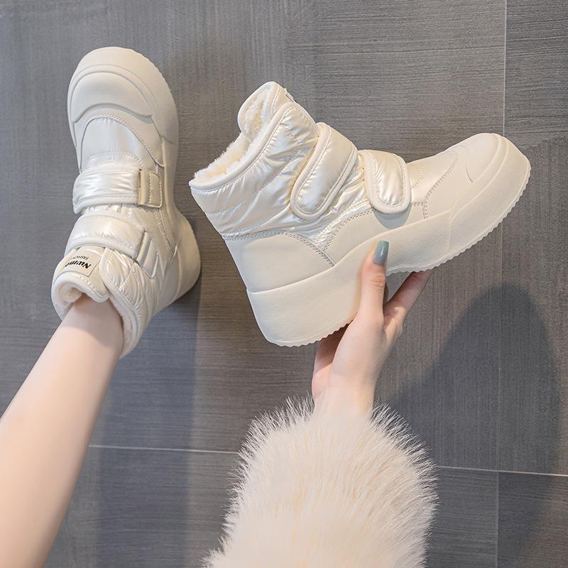 Internet celebrity snow boots women's autumn and winter new thick-soled non-slip Korean version of velvet thickened bread large cotton shoes