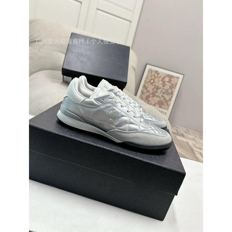 

High quality Xiaoxiangfeng 24 diamond silver Dexun shoes leather casual sports baseball shoes versatile Forrest Gump tennis shoes 35 серебряный