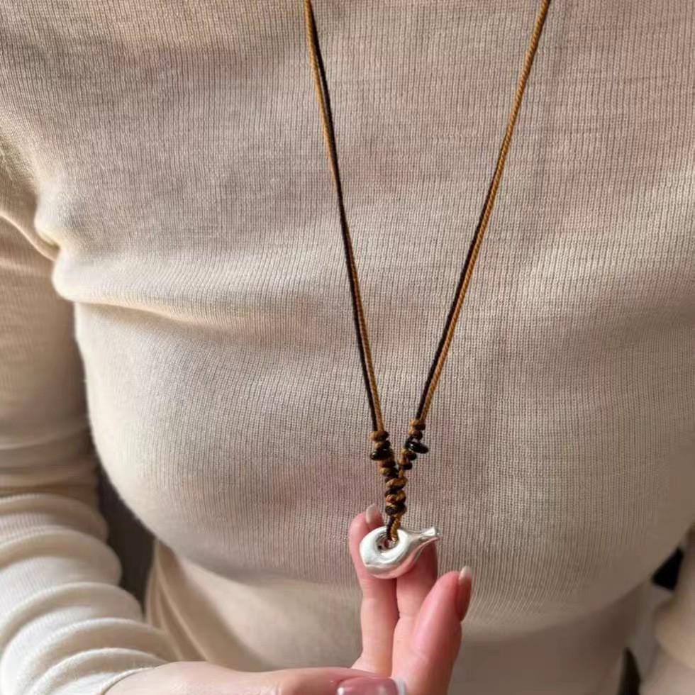 ESN Home Carved Wine Pot Necklace: Nomadic Style Woven Basket Clavicle Chain