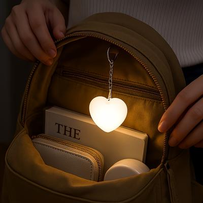 1PC Heart-shaped Mini Night Light, with a Built-in Battery, Can Be Hung On a Handbag, Keychain, or Used As a Desktop Decoration.