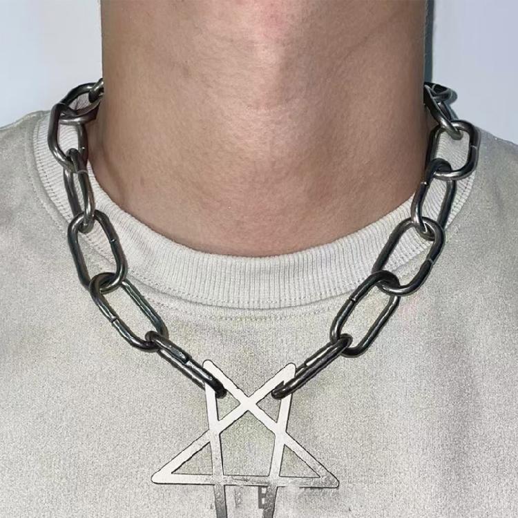 Fashionable 17 Clasp Necklace Simple Necklace Professional Necklace Suitable for Youthful Women for Casual To Formal