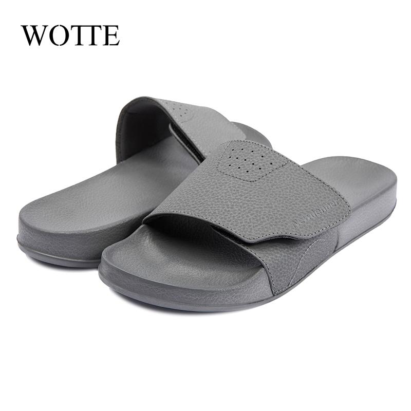 Fashion New Men Thick Bottom Slippers Platform Bathroom Slides Non Slip Trend Designer Shoes Female Beach Shoes Flip Flops Men Sandals