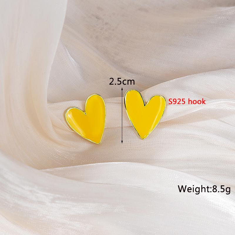 Imitation Pearl Earrings for Women Hollow Heart Pendants Korean Drop Earrings Personality Hanging Earrings Boucle Oreille Femme
