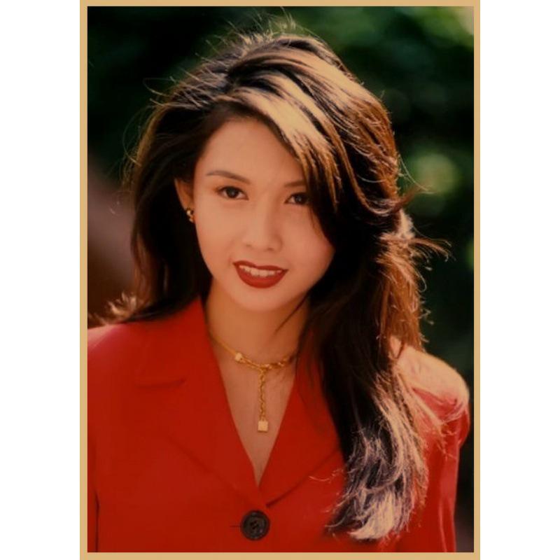 

Shu Qi Red Outfit Poker Poster – Hong Kong Star Retro Wall Art Yellow Kraft Paper (No Glue) 30X42 cm