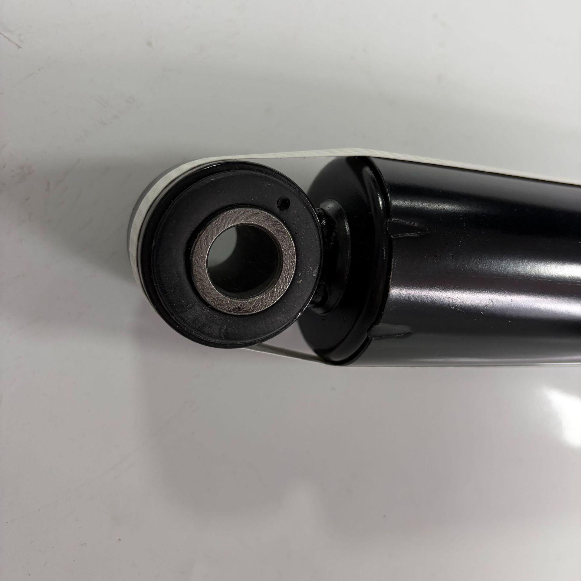 Iveco Daily Military Vehicle Shock Absorber Front/Rear 97260739 9726074 Brand 97260739