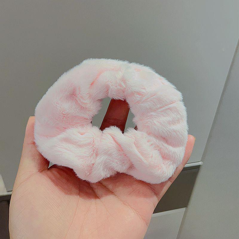 Chic Autumn/Winter Plush Hairband & Scrunchie for Women – Cute, Simple, Versatile Headwear