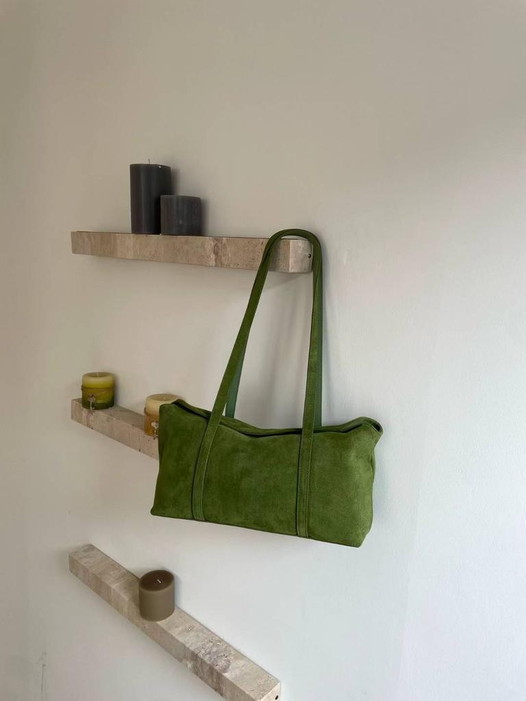 Matinė karvės odos kasdieninė bagetė, nišinė aukštos klasės kokybė, didelės talpos vieno peties rankinė moterims