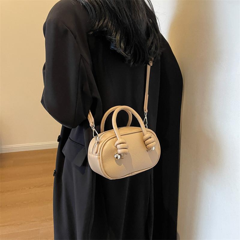 High-end Shell-shaped 2024 New Small Pu Leather Handbag With Urban Minimalist Style