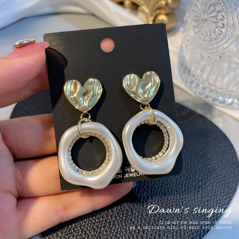 

Новые модные женские металлические круглые модные темпераментные серьги, индивидуальные преувеличенные серьги нестандартной формы, женские серьги