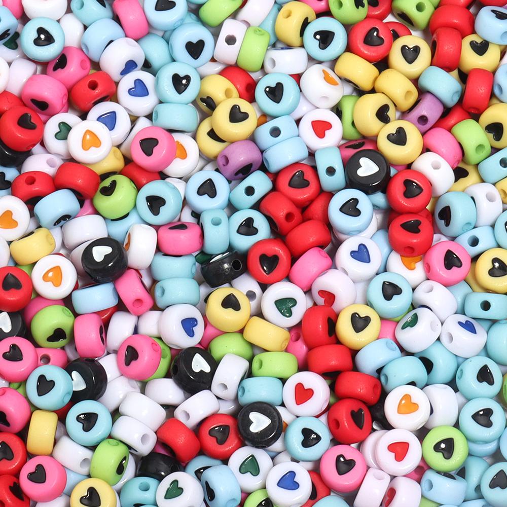 100Pcs 7mm Colored Acrylic Beads Heart Pattern Flat Round Loose Beads For DIY Fashion Bracelet Necklace Supplies Wholesale