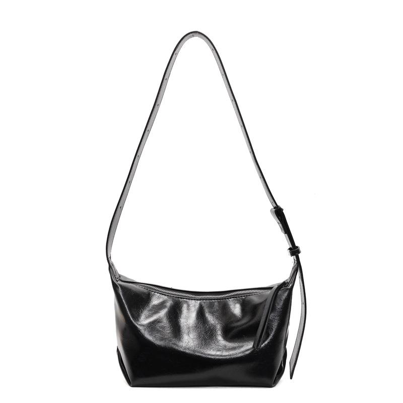 Móda a populární ležérní jednobarevná ležérní jednoduchá přenosná podpažní taška přes rameno nová taška ve tvaru knedlíku