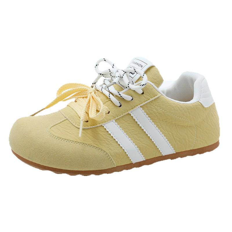 Women's Retro German-Style Lightweight Soft Sole Casual Shoes for Spring and Autumn