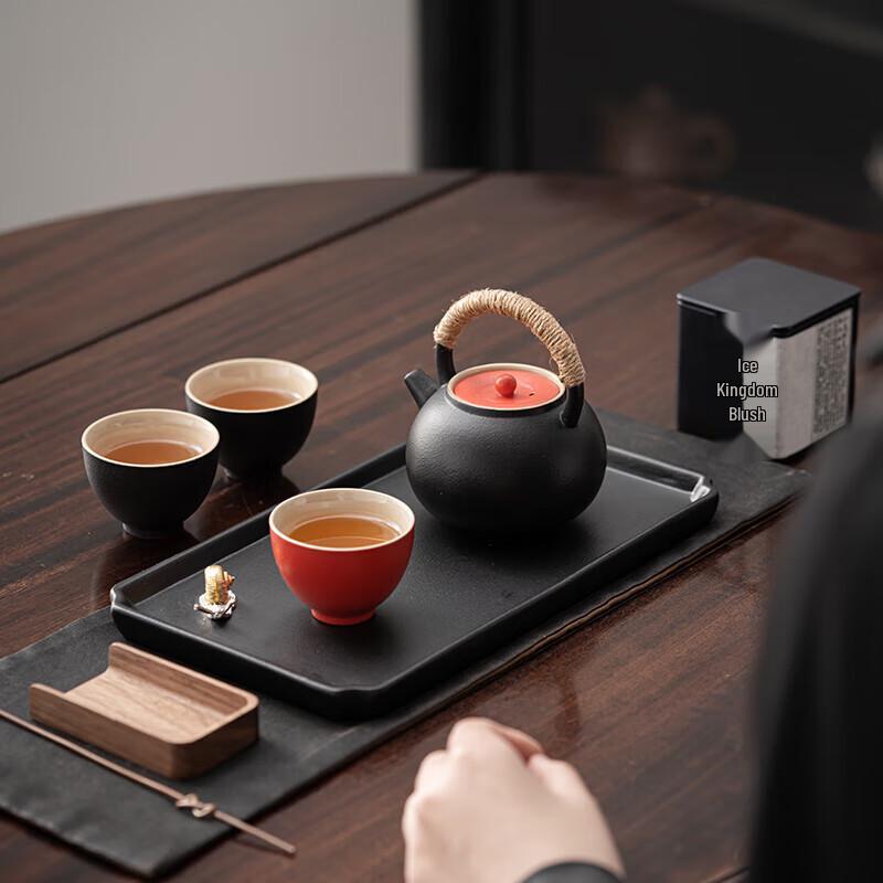 Zhi Zhe Jue Qi Chinese Red Ceramic Teaware Set