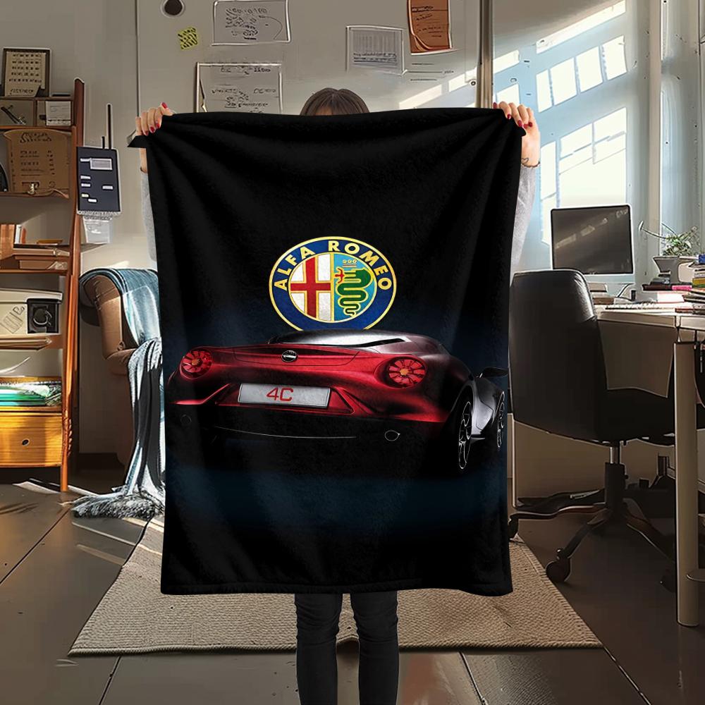 1PC Manta de Franela con Estampado Alpha Romeo, Alta Calidad para Todas las Estaciones, Decoración del Hogar, Calidez y Comodidad, Perfecta para Regalos de Navidad