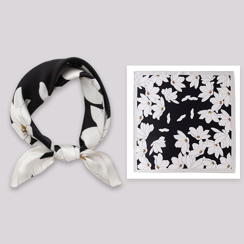 

100% mulberry silk neck small square scarf high-end spring and autumn versatile printed polka dot scarf