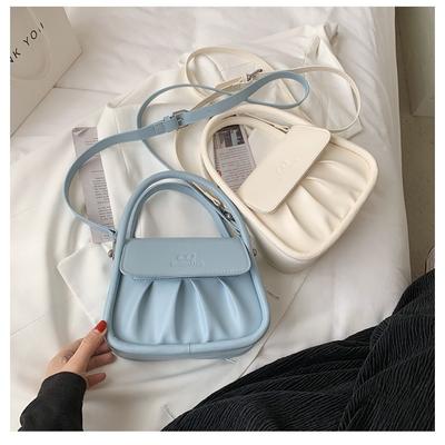 Simple and Fashionable Bag Women's New Spring and Summer Tide Pleated Small Cage Bag Shoulder Portable Soup Bag