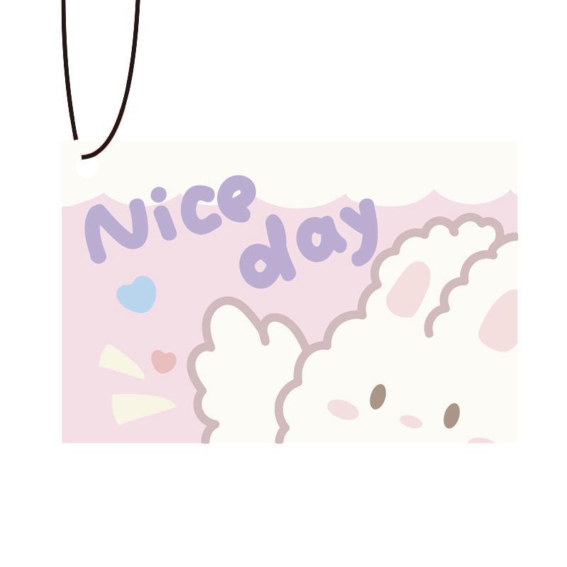 Aromatherapie-Dufttabletten und -Ornamente fürs Auto