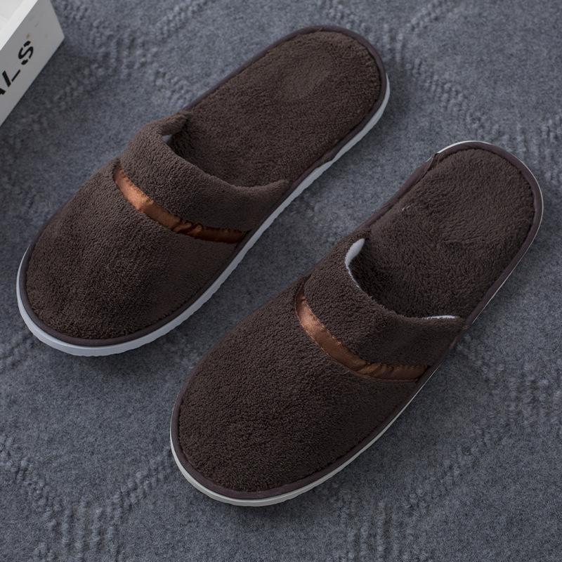 Disposable Slippers Hospitality Home Indoor Homestay Hotel Clubhouse Men's and Women's Coral Fleece Thickened Travel