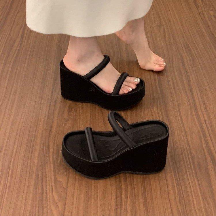 French Fairy Style Thick-soled Heightened One-word Slippers for Women's Summer Wear 2025 New Simple Satin Thick-heeled Sandals