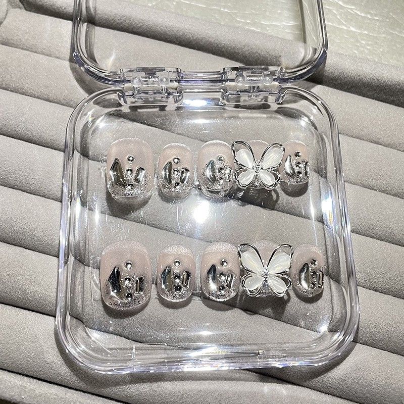 

Летний Белый Короткий Страз Бабочка Лед Прозрачный Элегантный Аврора Бриллиант Ручная Работа Носить Броня Наклейки для Ногтей Съемные 19300 XS