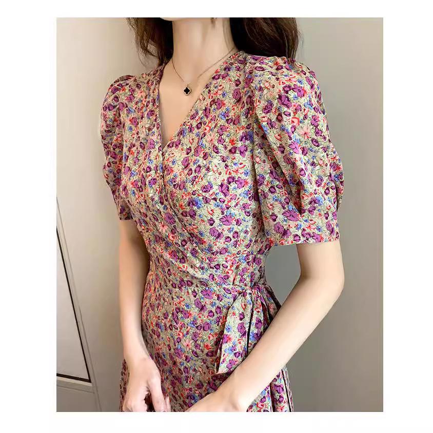 Summer new super fairy Mori waist thin V-neck floral one-piece big pendulum short-sleeved dress women ins