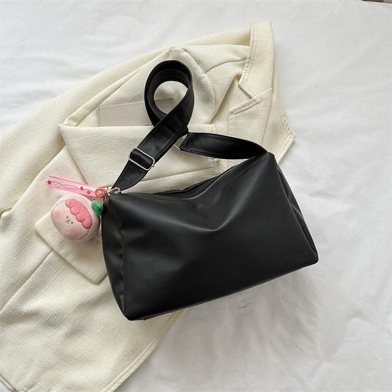 

Fashionable Large Capacity Tote Bag For Women In Stylish Black White And Yellow Colors Without Pendant чёрный