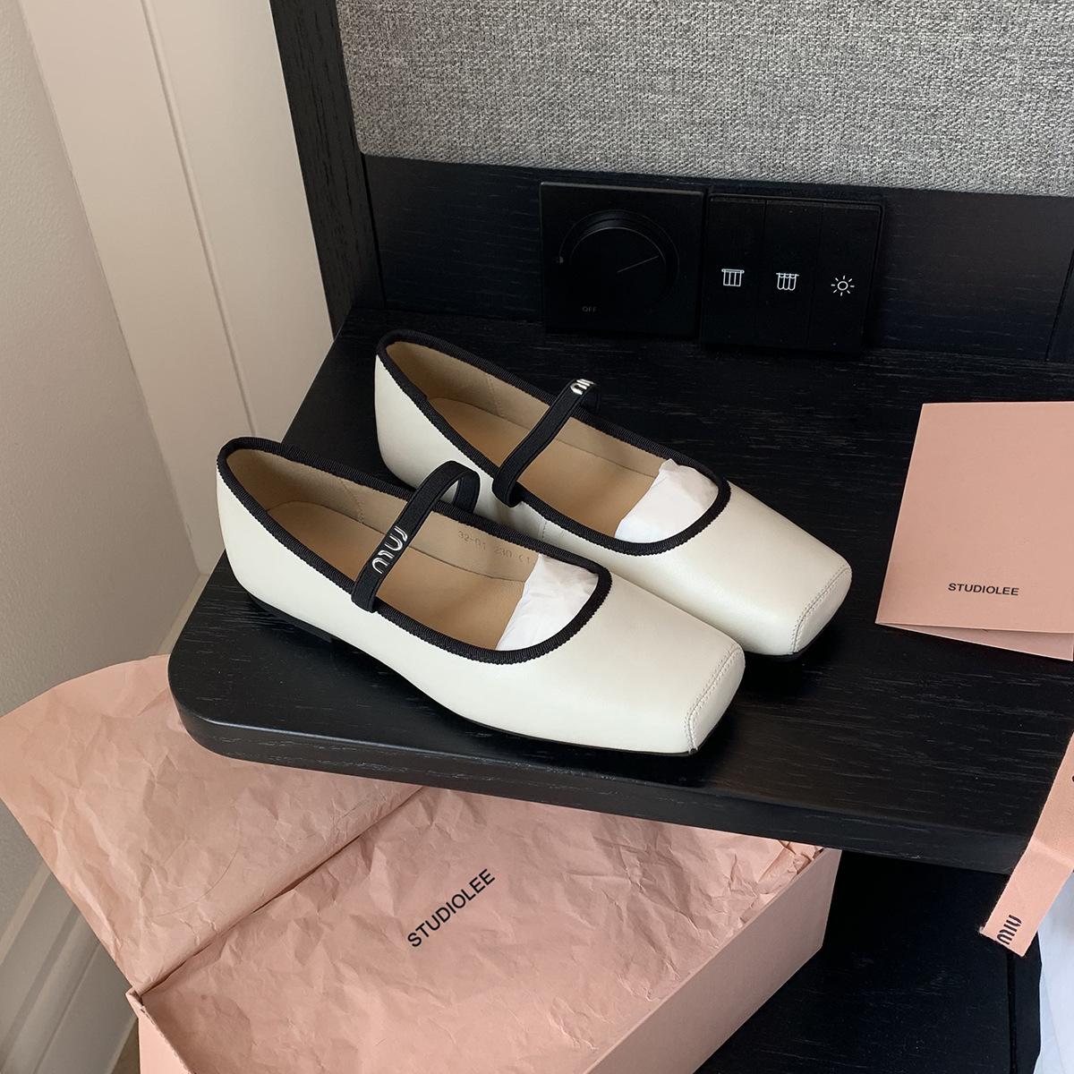 

Grape mother studiolee French square head word with versatile shallow mouth flat bottom ballet style Mary Jane shoes women 40 белый