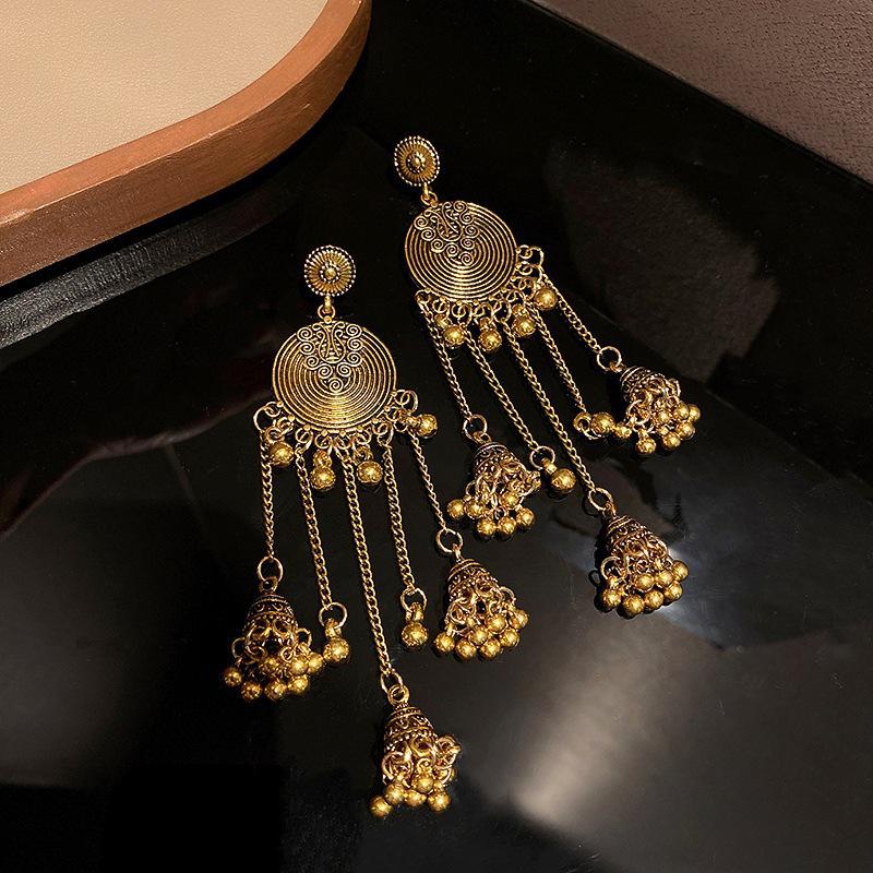 Silver Needle Retro Rhinestone Water Drop Tassel Earrings – Ethnic, New Chinese Style, Unique, Creative Heavy Industry Design