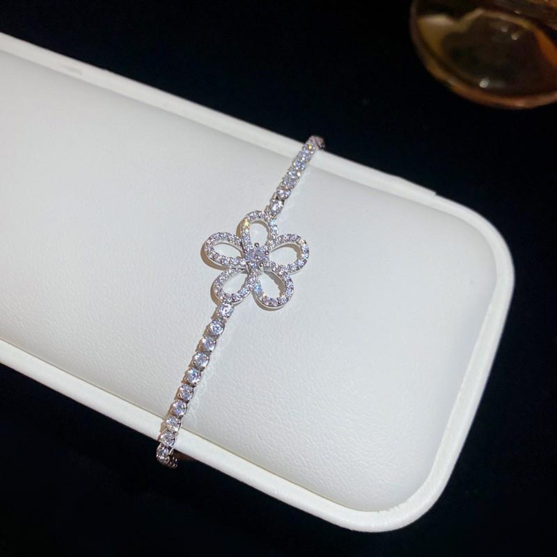 Pulsera coreana ajustable de flor de rombo de circón - Joyería elegante y versátil para mujer