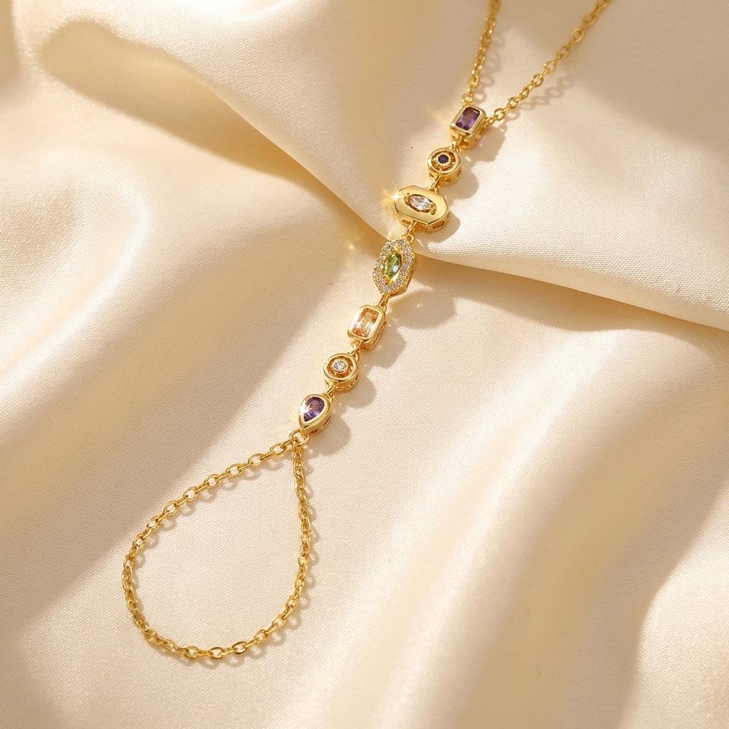 New European American Luxury Sparkling Diamond Geometric Chain Bracelet for Women, Creative Tassel Finger Chain Fashion Jewelry 1
