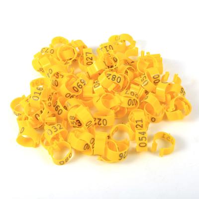 Lot de 100 anneaux en plastique numérotés de 16 mm pour pattes de volaille, poulets, canards et oies, 001 à 100(Jaune)