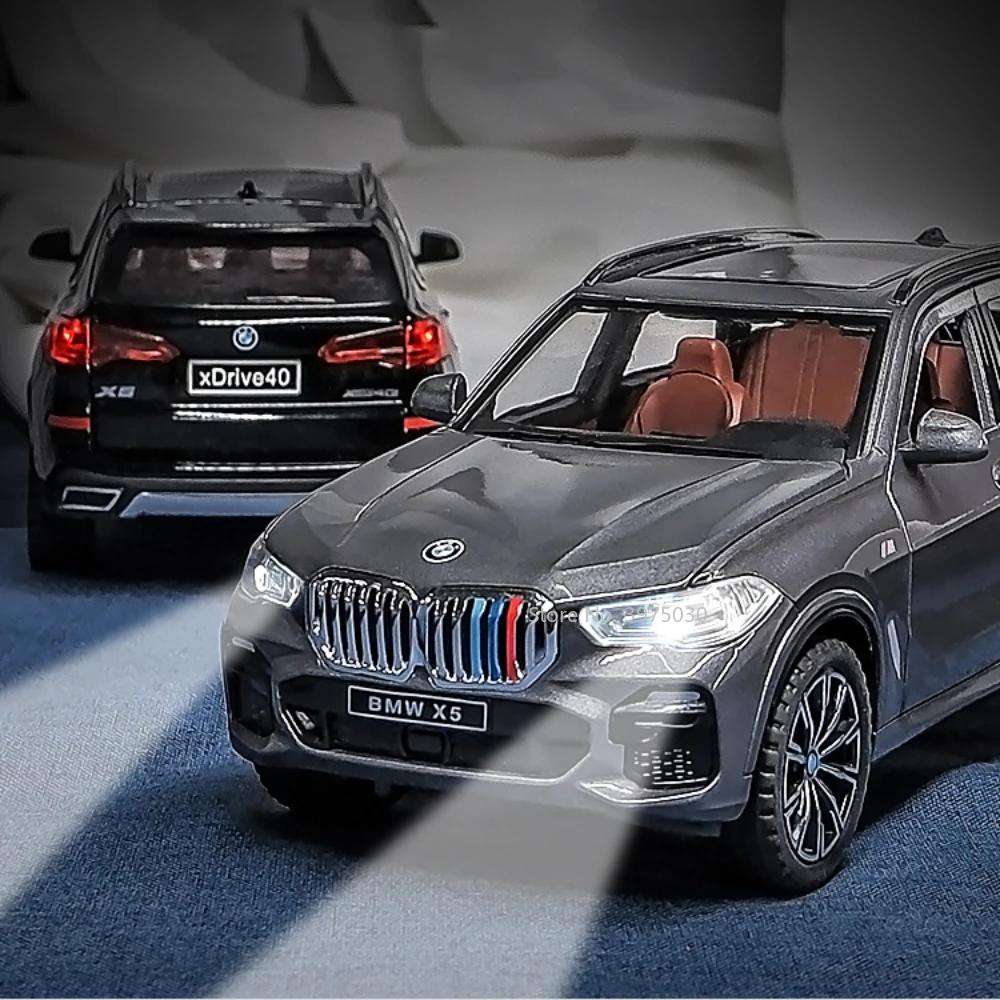 1:24 BMW X5 Models Miniature Cars Toy SUV 6 Doors Opened Vehicles Rubber Tires with Sound Light Car Children's Educational Toys