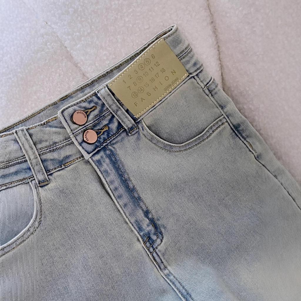 Light American Retro High-Waisted Flare Jeans for Women - Slimming Elastic Skinny Fit, Floor-Length, Spring/Autumn 2026