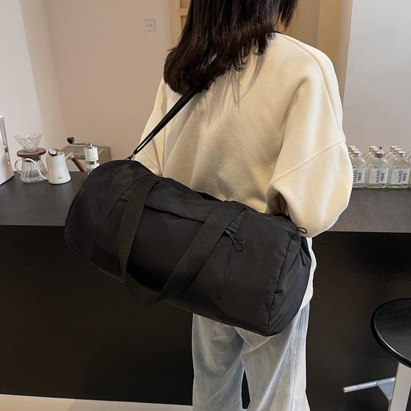 Fashionable and Versatile Men and Women Light Sports Fitness Yoga Bag Simple Large Capacity Travel Bag Luggage Storage Bag