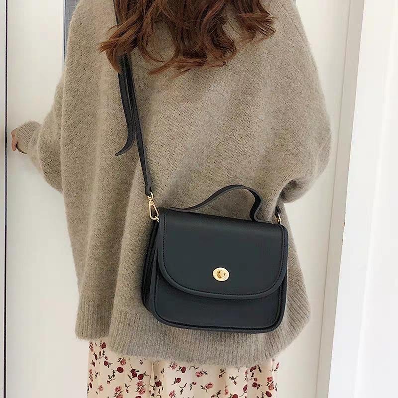 

Bag wholesale women s new messenger bag niche design Korean version bags fashion trend women s bags versatile small square bag чёрный