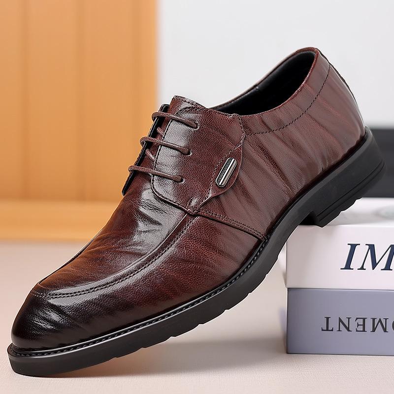 

Summer men s leather sandals business casual men s hollow trend pointed leather shoes breathable non-slip men s shoes 44