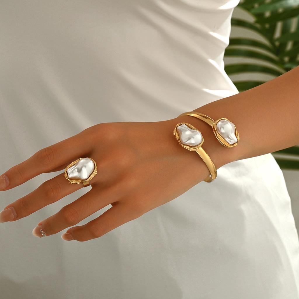 Baroque Pearl Accessories For Women Geometric Metal Ring And Bangle Collection золотой
