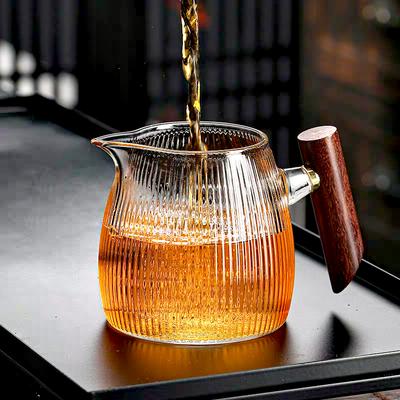 Japanese Style 380ml Wooden Handle Stripe Glass Tea Pitcher Fair Mug Chahai Kungfu Tea Set Accessories Coffee Pouring Pitcher