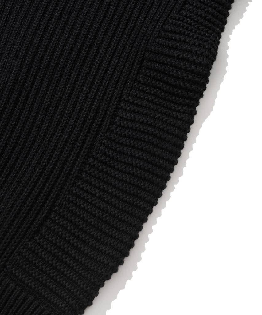 KNITTED Cotton Minimal Round Knit Black