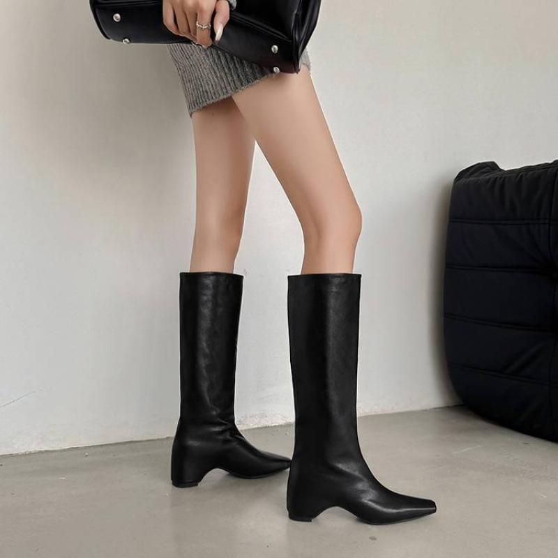 

Autumn and winter women s leather boots medium heel large size women s boots slope heel versatile leather sleeve square head cowhide new high boots 39